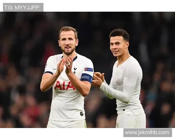 杭州足球队与成都足球队赛后分析实力对比与战术探讨