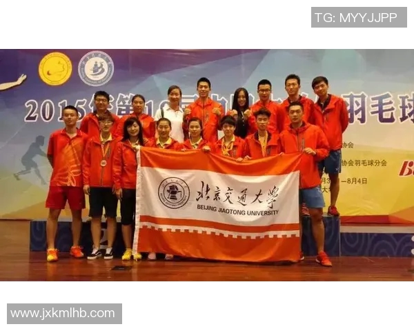 深圳羽毛球队盯防策略分析及其在比赛中的成效与不足之处探讨 深圳羽毛球队盯防策略分析及其在比赛中的成效与不足之处探讨