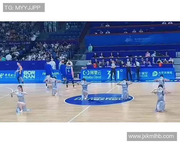 赛后复盘：西安篮球队与杭州篮球队的耐力较量与战术分析