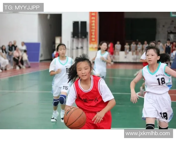 吴丽的篮球人生:从街头小将到职业赛场的深度对话与成长故事 吴丽的篮球人生:从街头小将到职业赛场的深度对话与成长故事